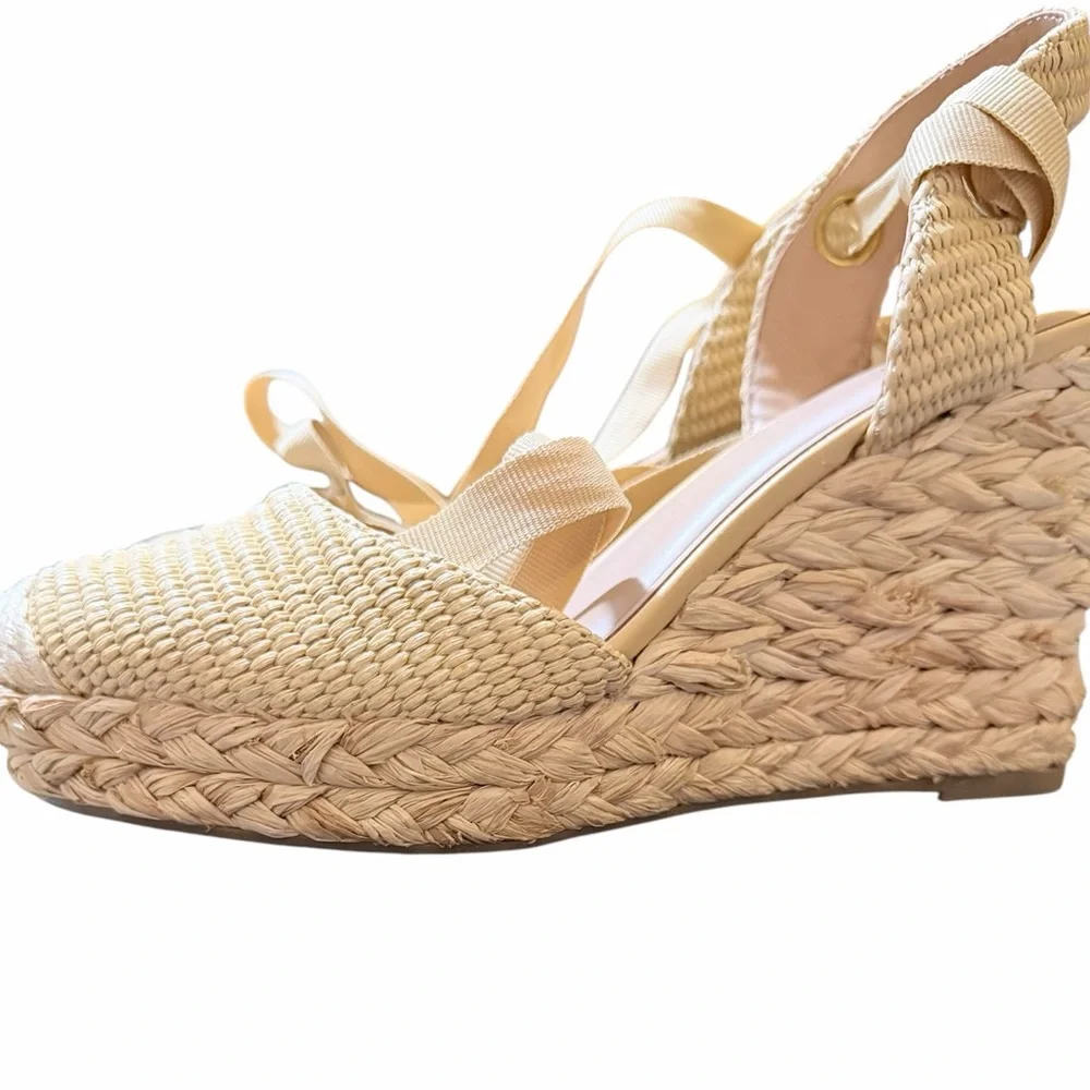 🌼💚NIB INC International Concepts Women's Beige Espadrille Wedges